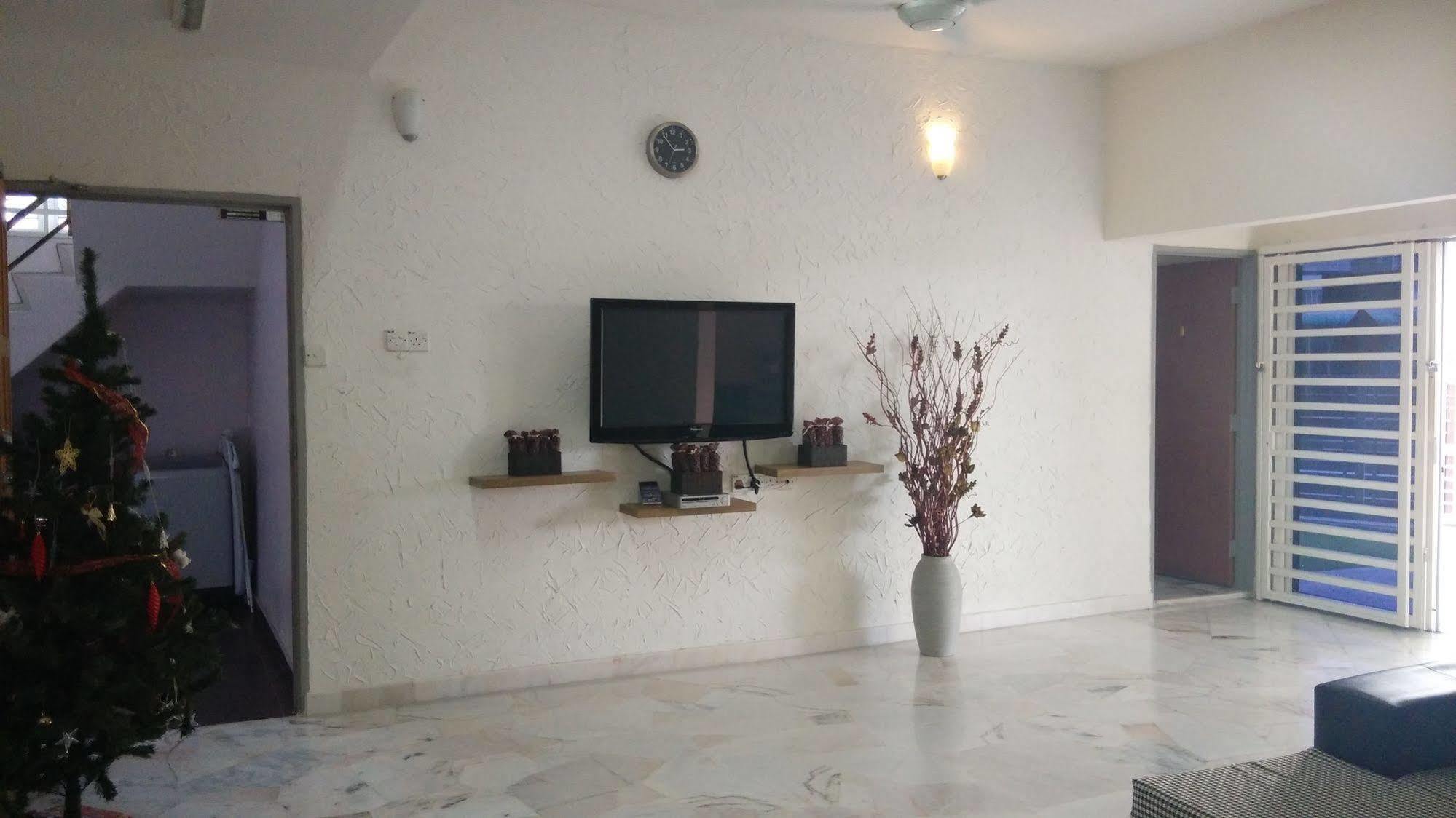 Bercham Vacation House Ipoh Buitenkant foto