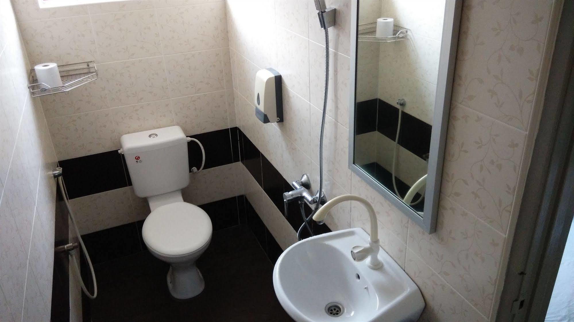 Bercham Vacation House Ipoh Buitenkant foto